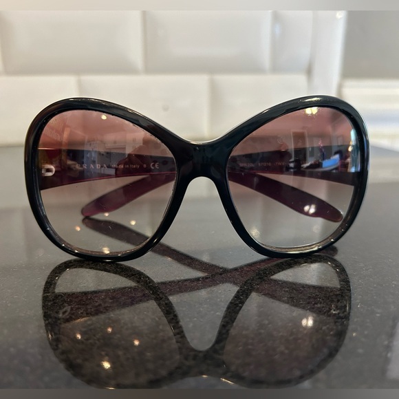 PRADA Purple Sunglasses - Picture 1 of 11